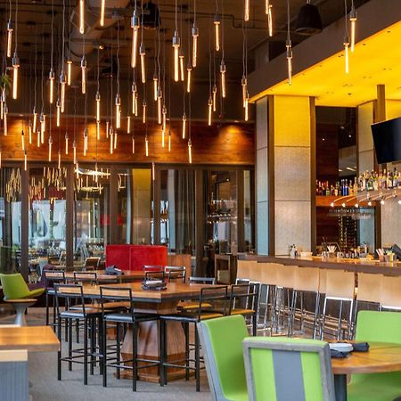 Hilton Garden Inn Louisville Downtown מראה חיצוני תמונה