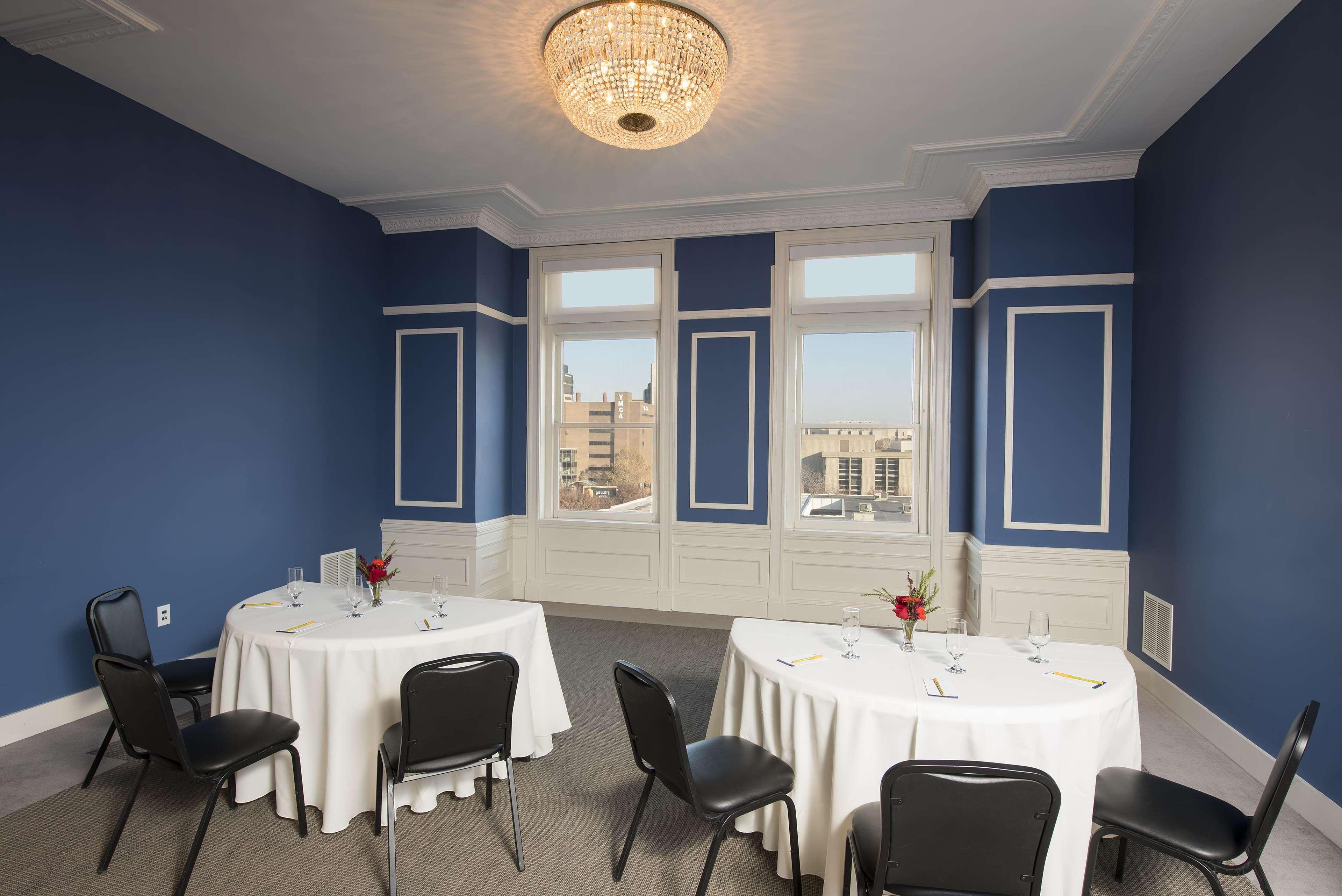 Hilton Garden Inn Louisville Downtown מראה חיצוני תמונה